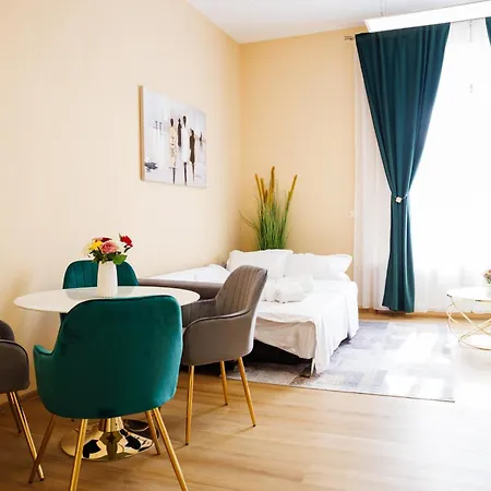 Luxury And Comfort In Timisoaras Oldest Appartement *