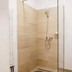 Luxury And Comfort In Timisoaras Oldest Apartamento