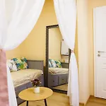 Luxury And Comfort In Timisoaras Oldest Apartamento Timişoara