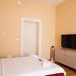 Luxury And Comfort In Timisoaras Oldest * Timişoara