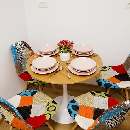 Luxury And Comfort In Timisoaras Oldest *