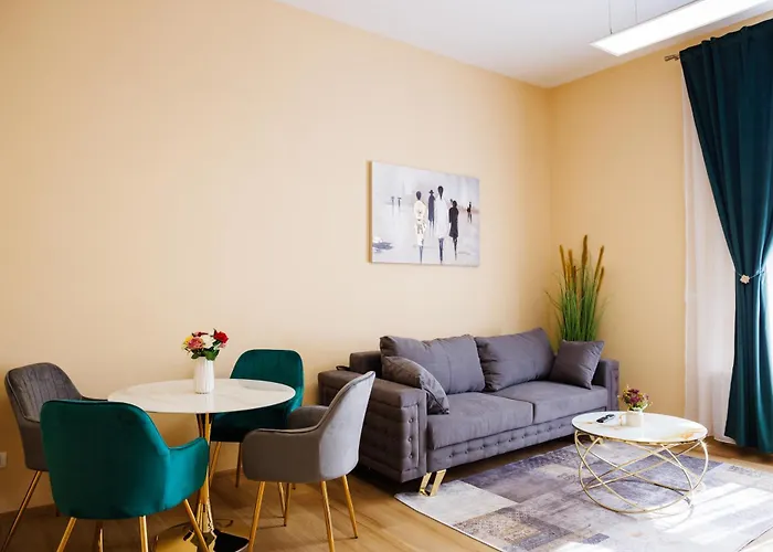 Luxury And Comfort In Timisoaras Oldest Lejlighed Timişoara
