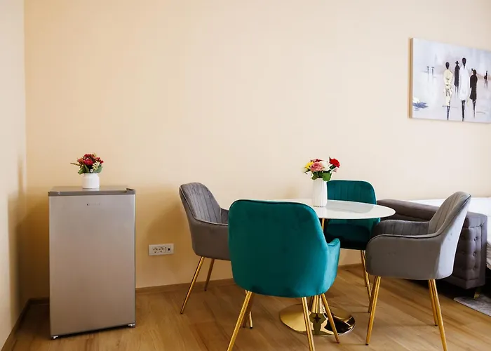 Luxury And Comfort In Timisoaras Oldest Lejlighed