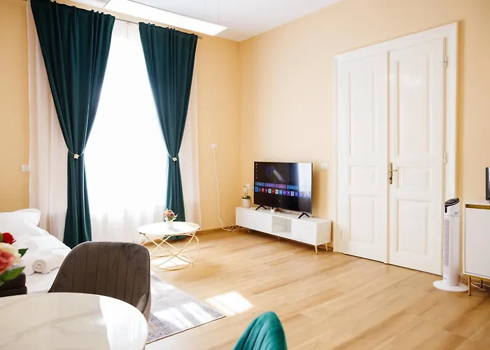 Lejlighed Luxury And Comfort In Timisoaras Oldest